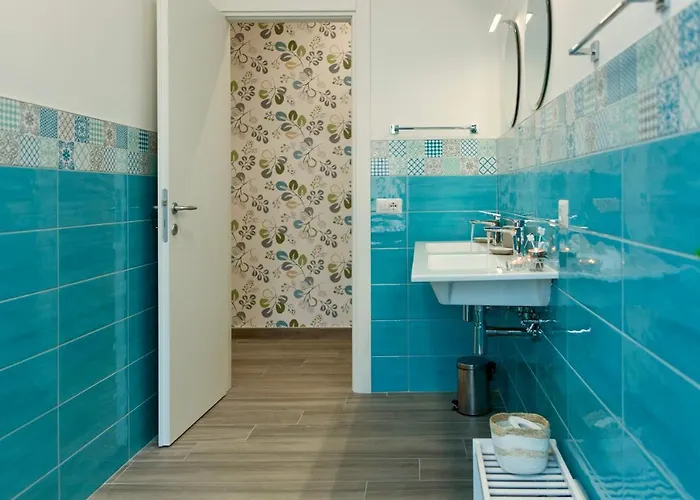 Etta - Close Vatican Museum Apartment *